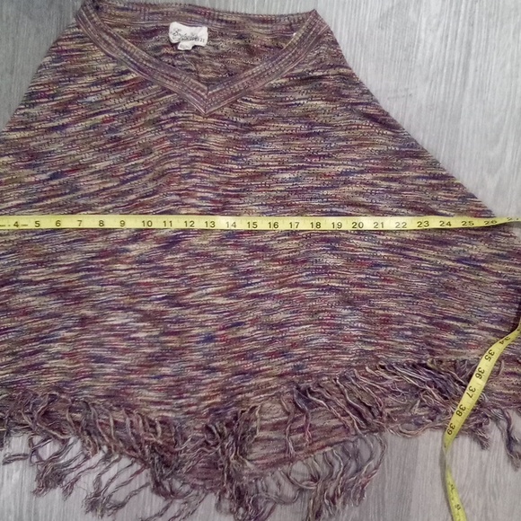 Forever 21 Global Boutique Fringe Bottom Colorful Poncho - Picture 7 of 12